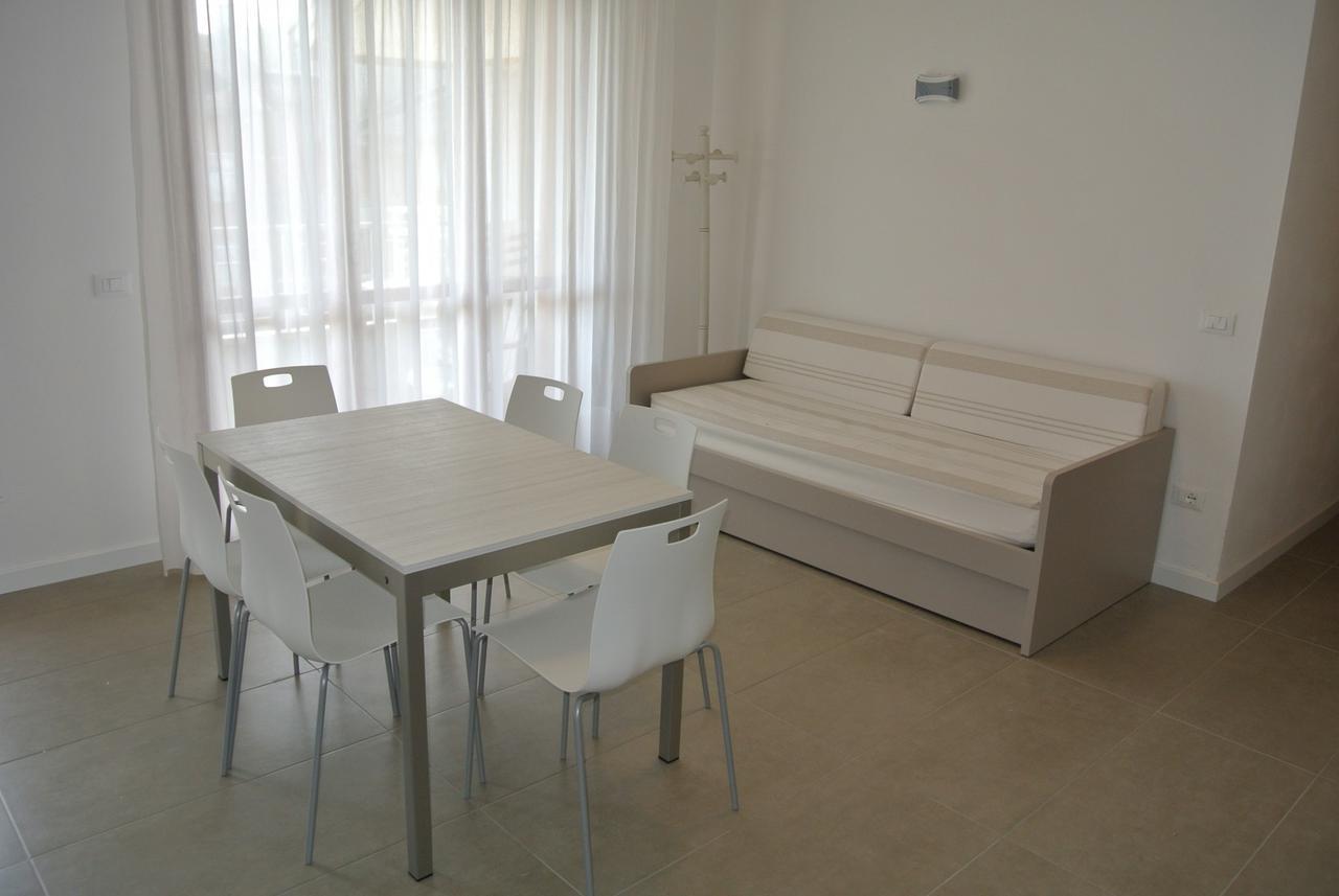 Residence Gardenia Lignano Sabbiadoro Exterior foto