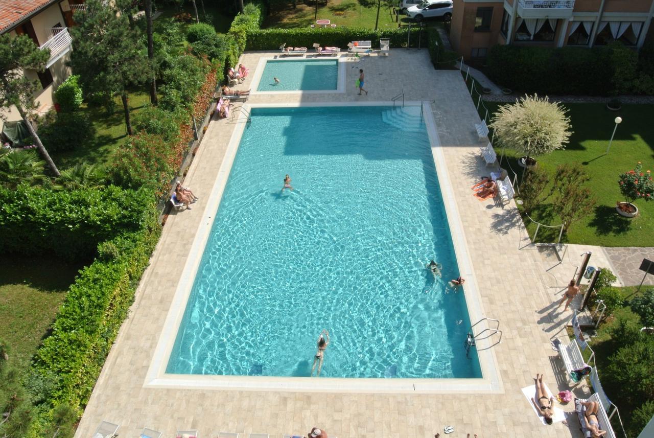 Residence Gardenia Lignano Sabbiadoro Exterior foto